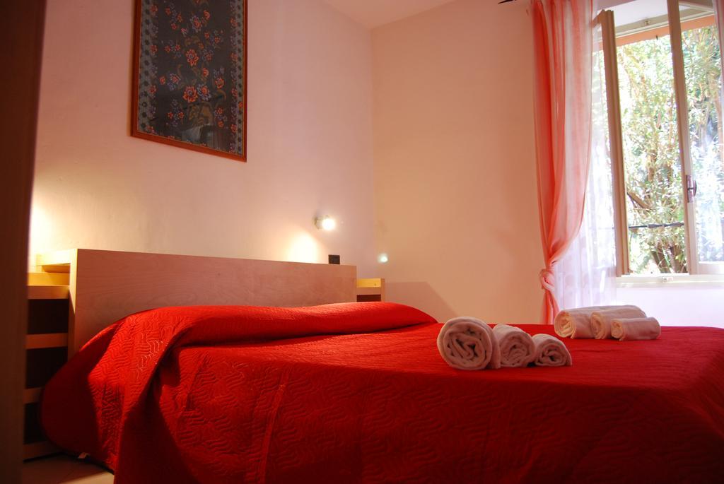 Appartamenti Corneliani II Sirmione Buitenkant foto
